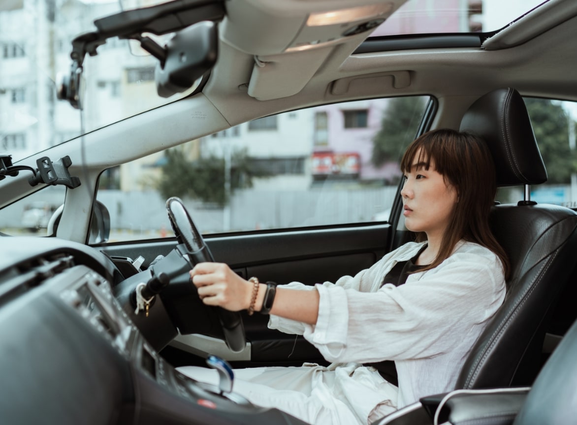 pexels-ketut-subiyanto-4429509@2x women sitting in car